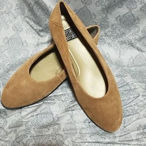 Size 9 - Suede Flats in Taupe